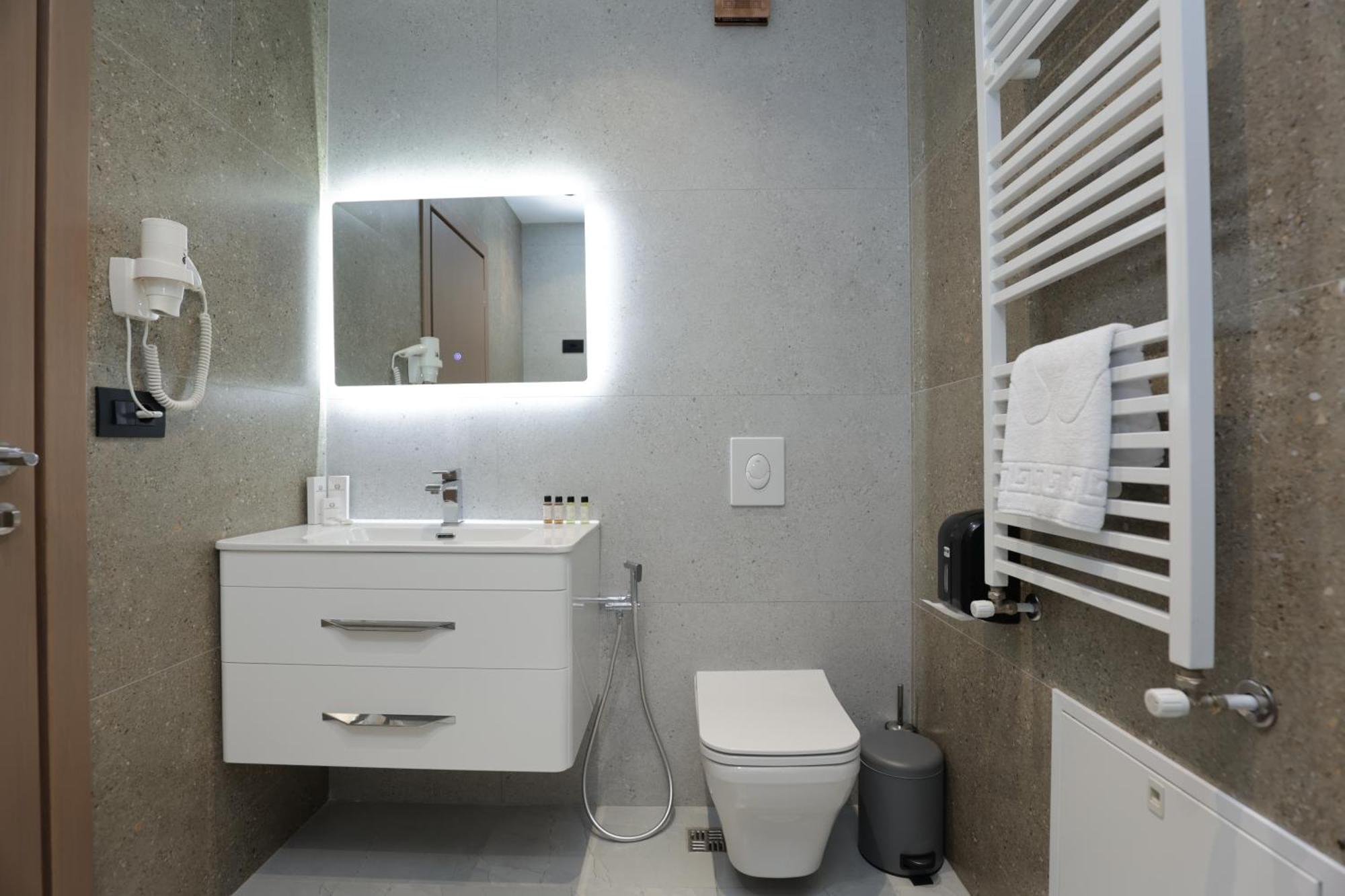 Residence Inn Тирана Екстериор снимка